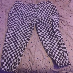 Forever 21 jeans black and white